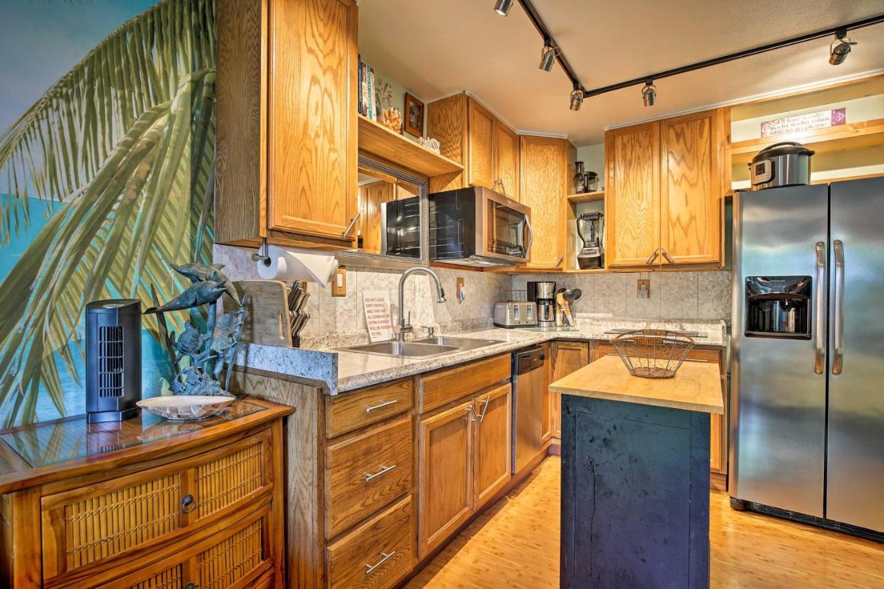 Great Location Downtown Kailua Kona, Beach And Pool Exterior photo